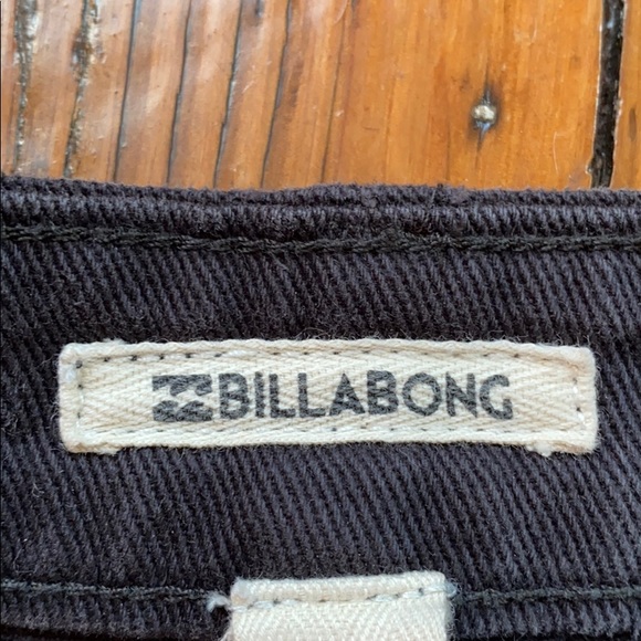 Black billabong jean skirt - Picture 2 of 4